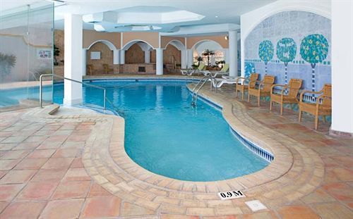 金塔湖 Four Seasons Fairways酒店 外观 照片
